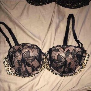 Victoria’s Secret balconet push up bra 34c
